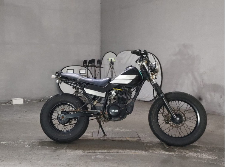 Мотоцикл Yamaha TW200 с пробегом 7582 km