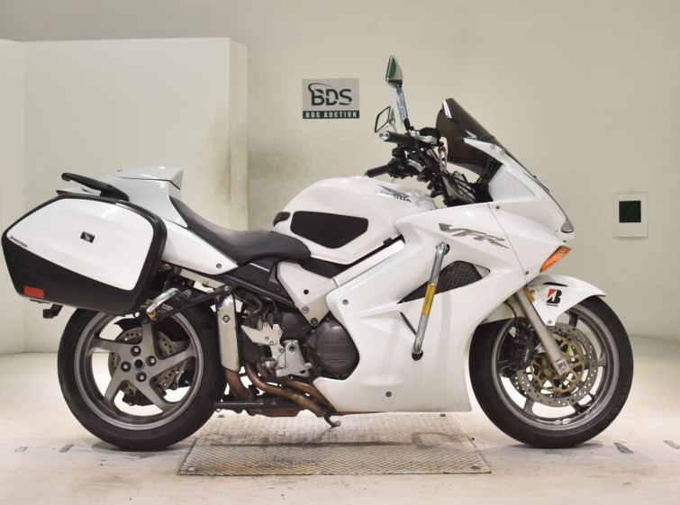 Мотоцикл Honda VFR800F с пробегом 40699 km