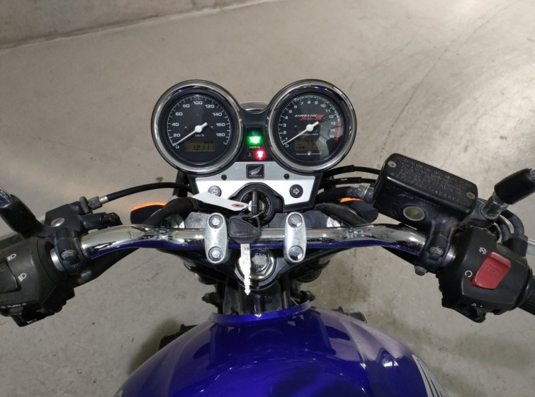 Мотоцикл Honda CB400SFV с пробегом 12111 km