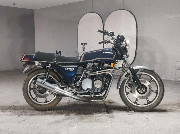 Мотоцикл Kawasaki Z1000MK2 з пробігом 27947 m