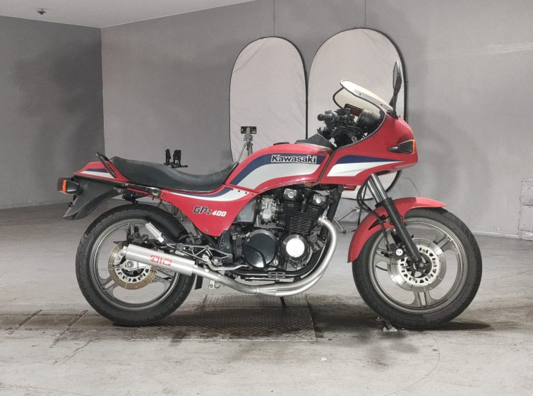 Мотоцикл Kawasaki GPZ400 з пробігом 13951 km