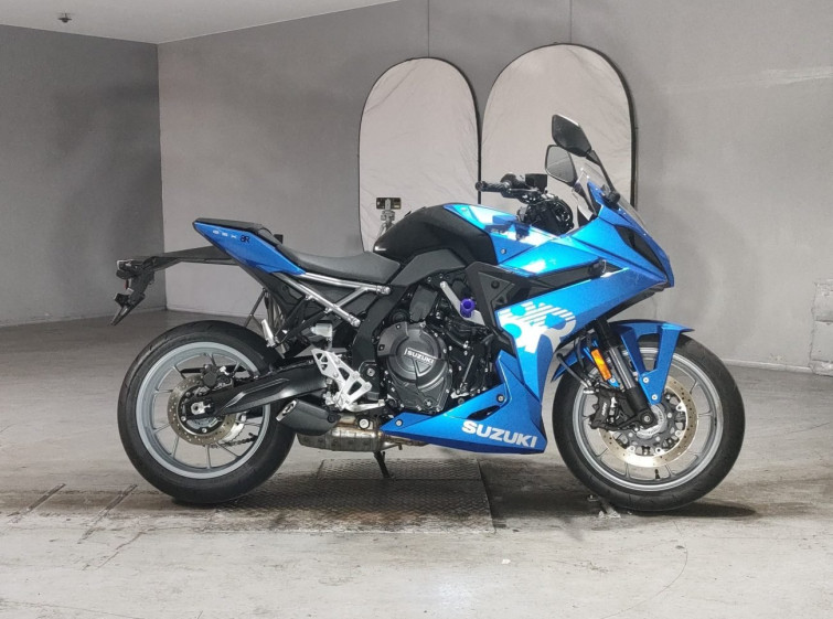 Мотоцикл Suzuki GSX-8R с пробегом 469 km