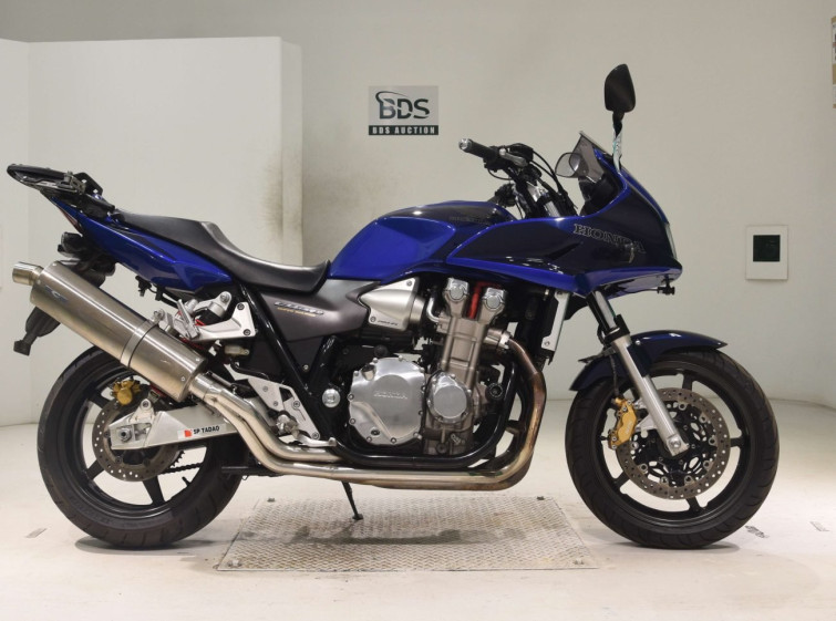 Мотоцикл Honda CB1300SF з пробігом 47384 km