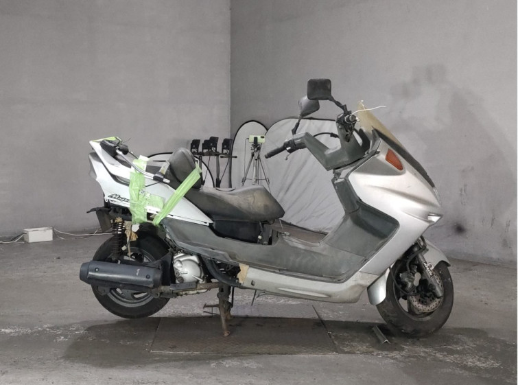 Мотоцикл Yamaha MAJESTY 250 с пробегом 98635 km
