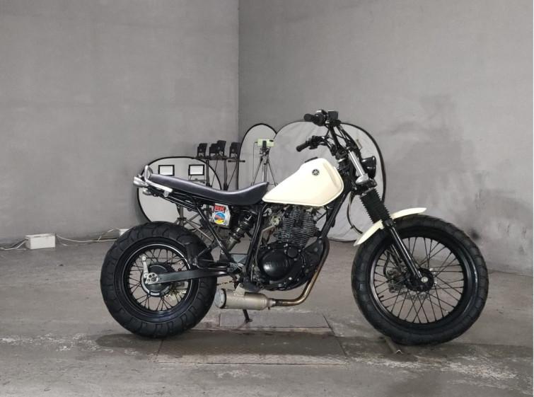 Мотоцикл Yamaha TW225 з пробігом 14236 km