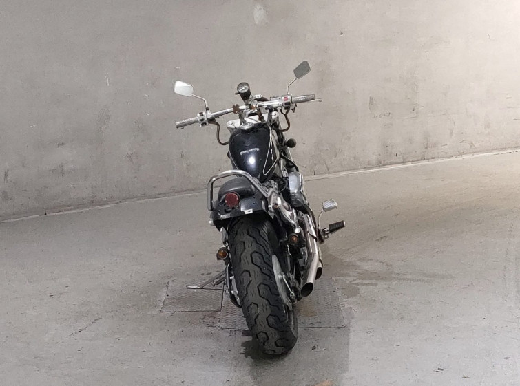 Мотоцикл Yamaha DRAGSTAR XVS400 з пробігом 1685 km