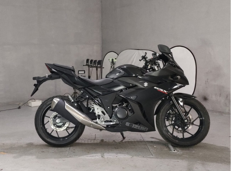 Мотоцикл Suzuki GSX250R з пробігом 133 km