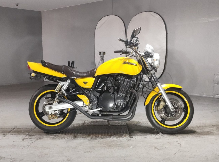 Мотоцикл Suzuki GSX400 INAZUMA с пробегом 28957 km