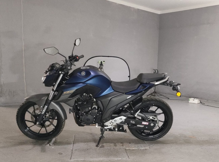 Мотоцикл Yamaha FZ25 з пробігом 667 km