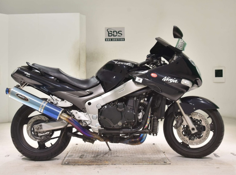 Мотоцикл Kawasaki ZZ-R1200 з пробігом 28660 km