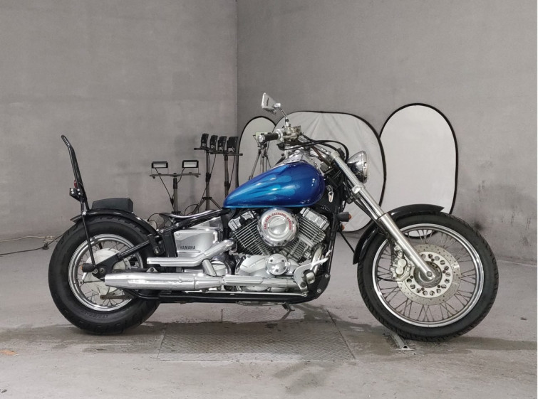 Мотоцикл Yamaha DRAGSTAR XVS400 с пробегом 18177 km