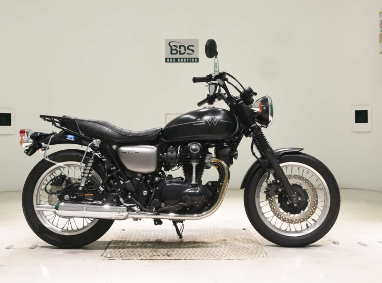 Мотоцикл Kawasaki W800-2 STREET с пробегом 4884 km