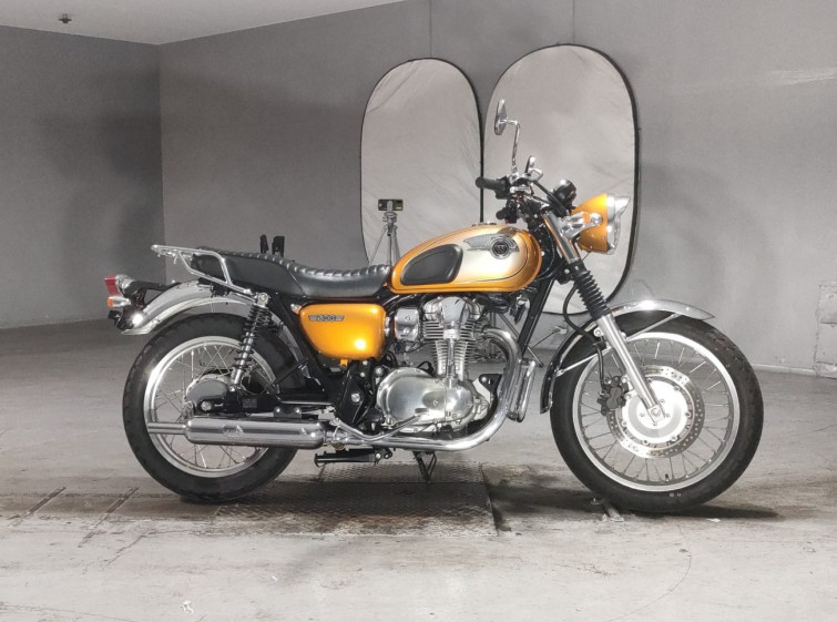 Мотоцикл Kawasaki W800 з пробігом 29252 km