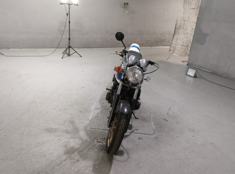 Мотоцикл Kawasaki ZEPHYR400 з пробігом 2453 km