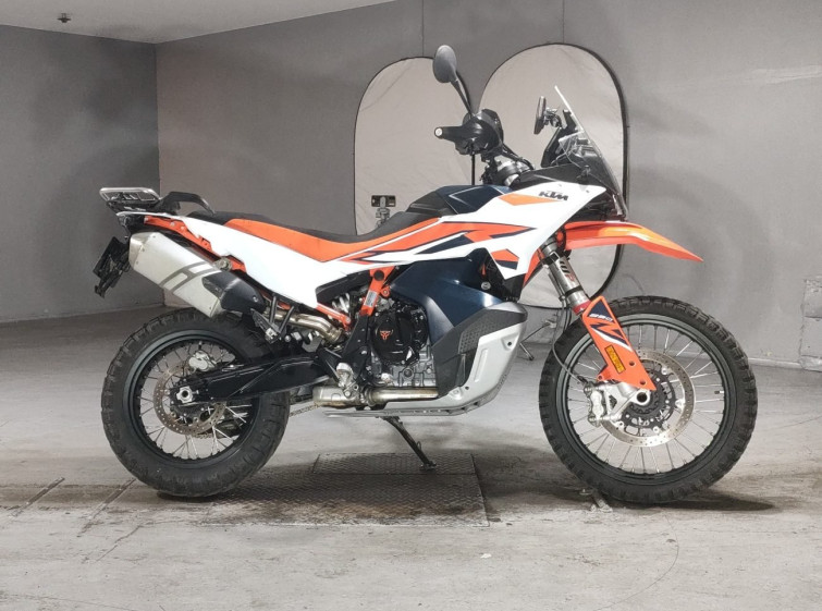 Мотоцикл KTM 890 ADVENTURE R з пробігом 2119 km