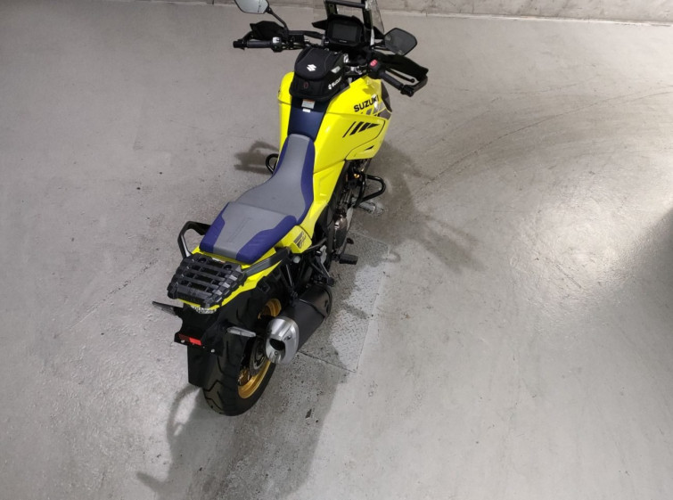 Мотоцикл Suzuki V-STROM DL1050XT з пробігом 2760 km