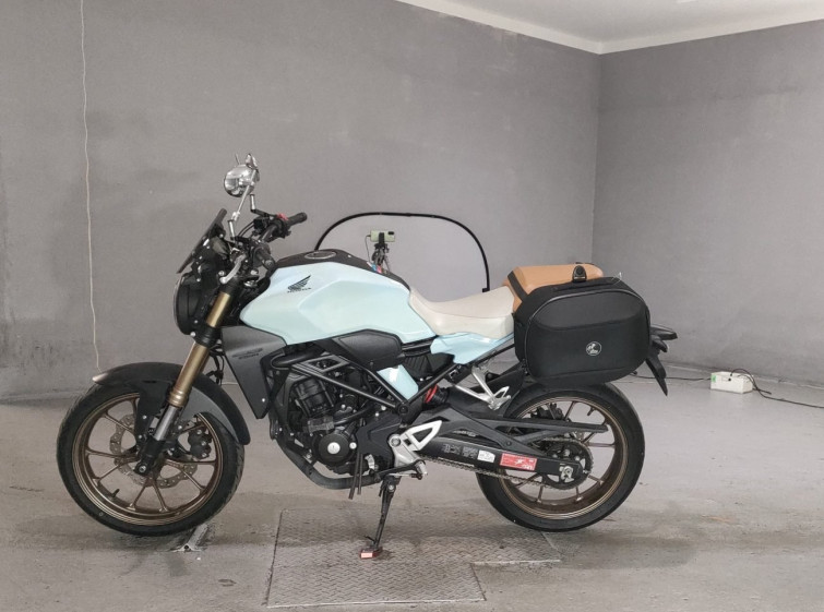 Мотоцикл Honda CB250R з пробігом 14184 km