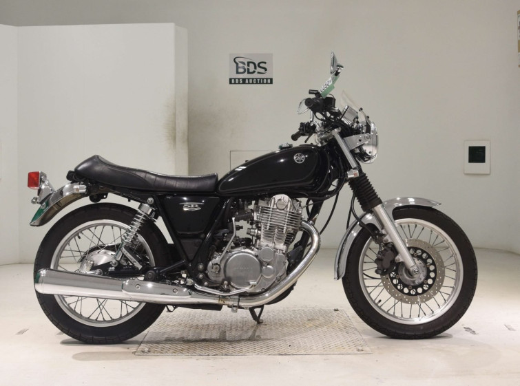 Мотоцикл Yamaha SR400 з пробігом 19349 km