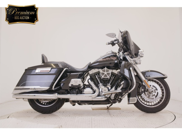 Мотоцикл HD ROAD KING FLHR1690 с пробегом 17670 km