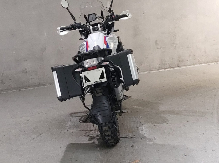 Мотоцикл BMW R1250GS з пробігом 10482 km