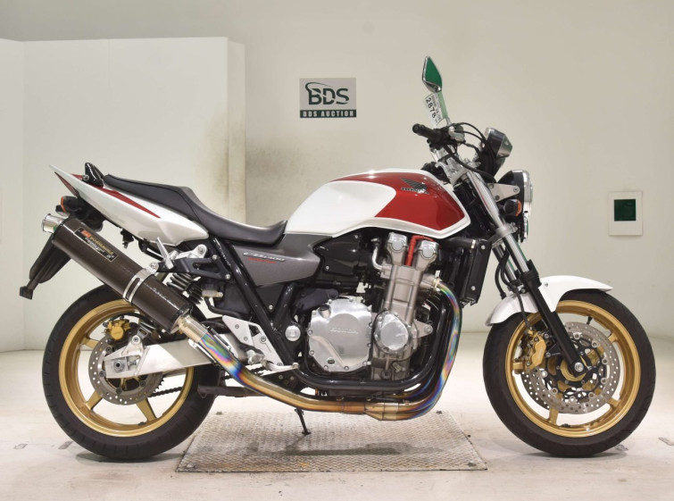 Мотоцикл Honda CB1300SF з пробігом 3684 km