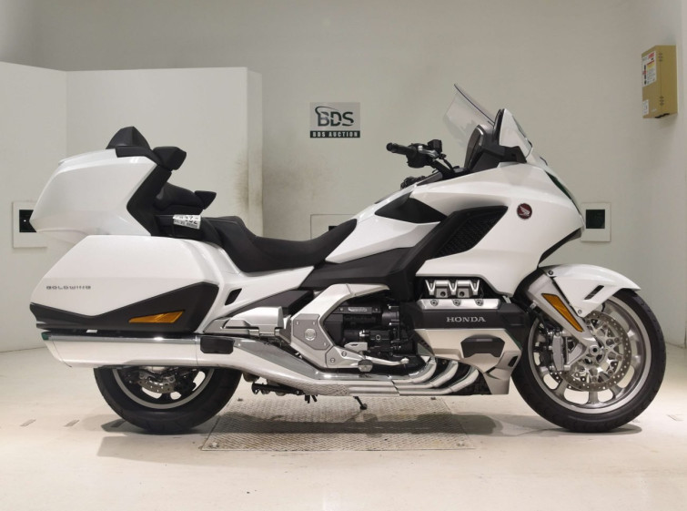 Мотоцикл Honda GL1800 TOUR D с пробегом 788 km