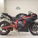 Мотоцикл Yamaha YZF-R1