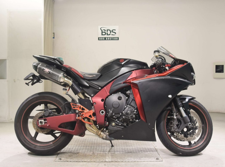 Мотоцикл Yamaha YZF-R1