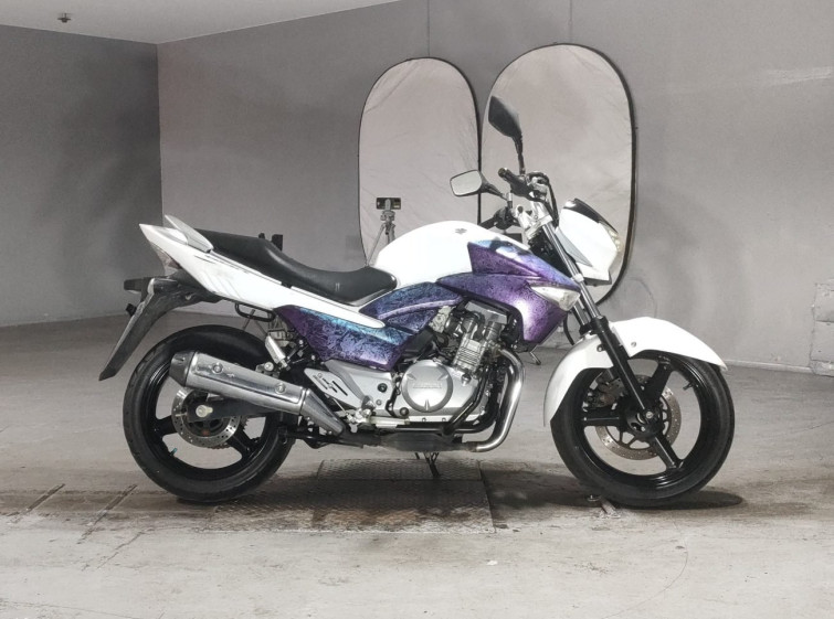 Мотоцикл Suzuki GSR250 с пробегом 44366 km