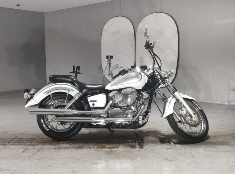 Мотоцикл Yamaha DRAGSTAR XVS250 с пробегом 15176 km