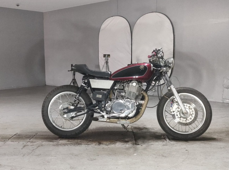 Мотоцикл Yamaha SR400 з пробігом 18899 km