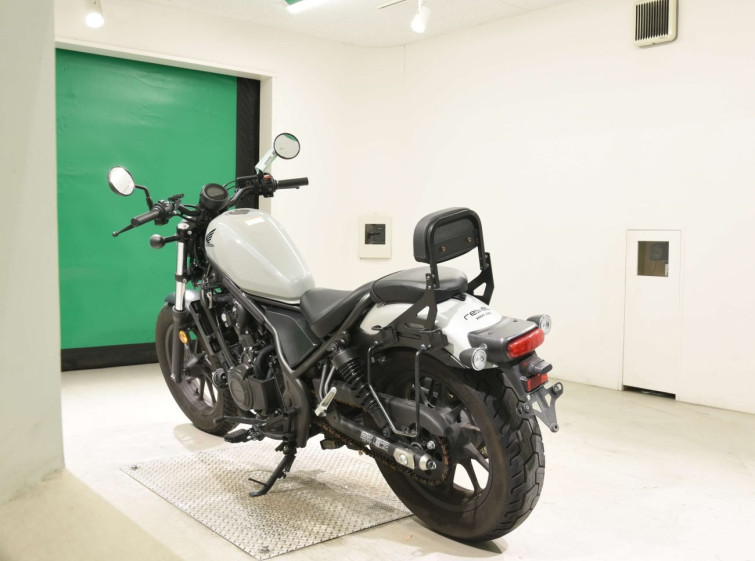 Мотоцикл Honda REBEL CMX500 з пробігом 10011 km