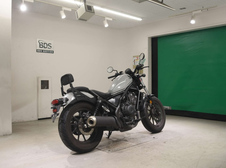 Мотоцикл Honda REBEL CMX500 з пробігом 10011 km