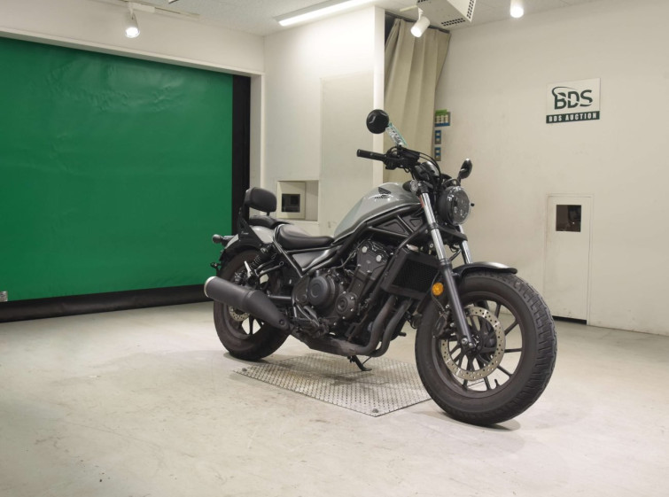 Мотоцикл Honda REBEL CMX500 з пробігом 10011 km