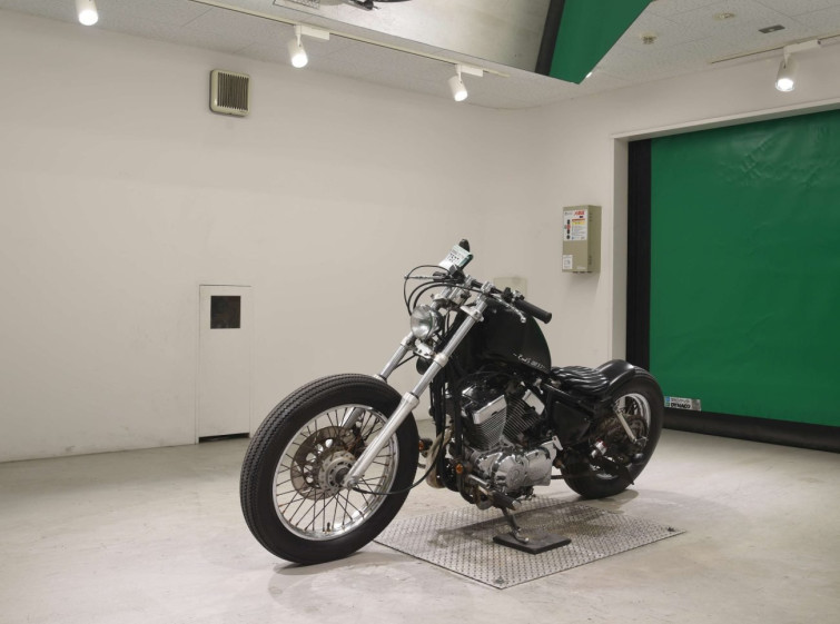 Мотоцикл Yamaha VIRAGO XV250 с пробегом 10873 km