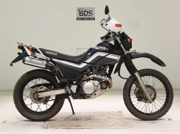Мотоцикл Yamaha SEROW XT225 с пробегом 19739 km