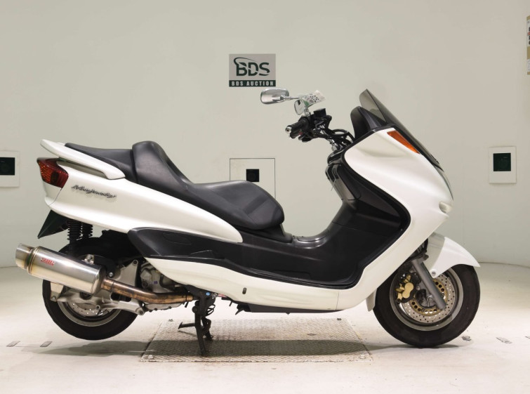 Мотоцикл Yamaha MAJESTY 250C