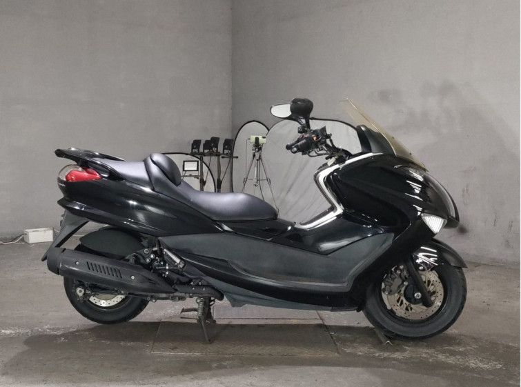 Мотоцикл Yamaha MAJESTY 250 з пробігом 26492 km