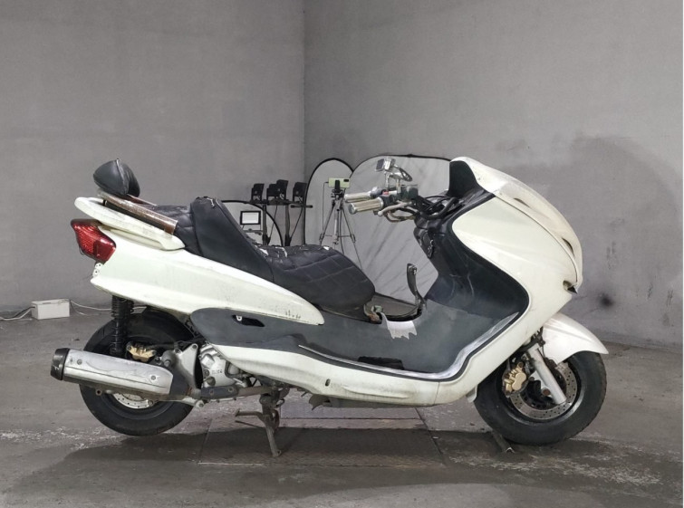 Мотоцикл Yamaha MAJESTY 250 с пробегом 29987 km