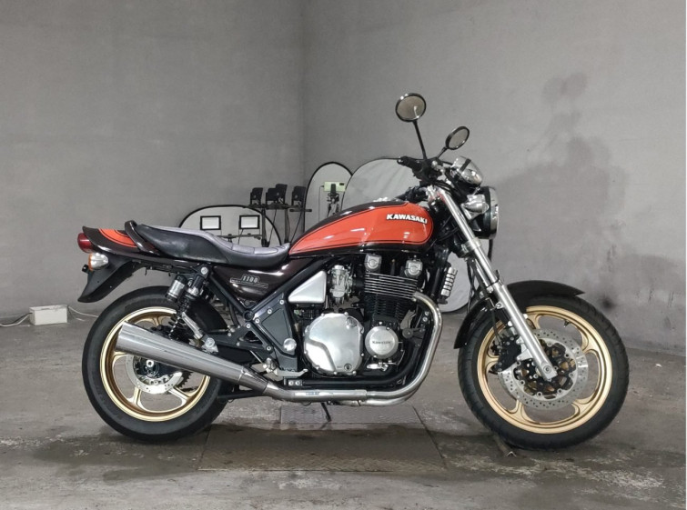 Мотоцикл Kawasaki ZEFAR 1100 с пробегом 8416 km