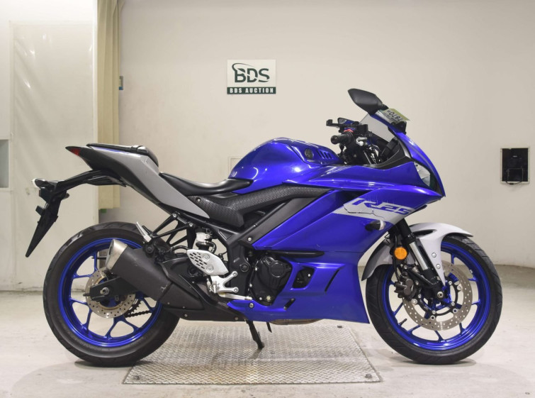 Мотоцикл Yamaha YZF-R25 з пробігом 23717 km