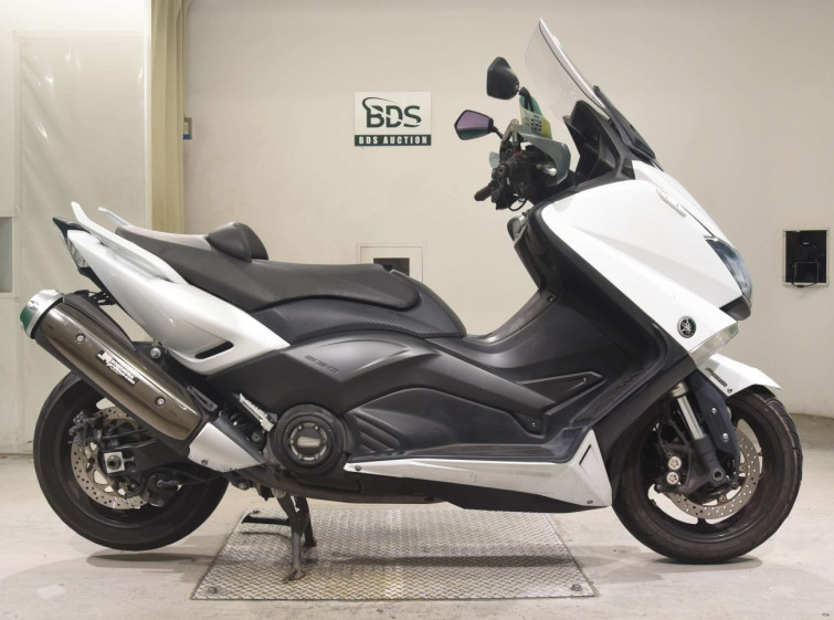 Мотоцикл Yamaha T-MAX530 з пробігом 28636 km