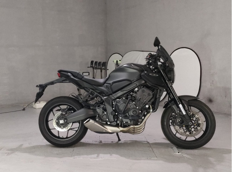 Мотоцикл Honda CB650R з пробігом 1435 km