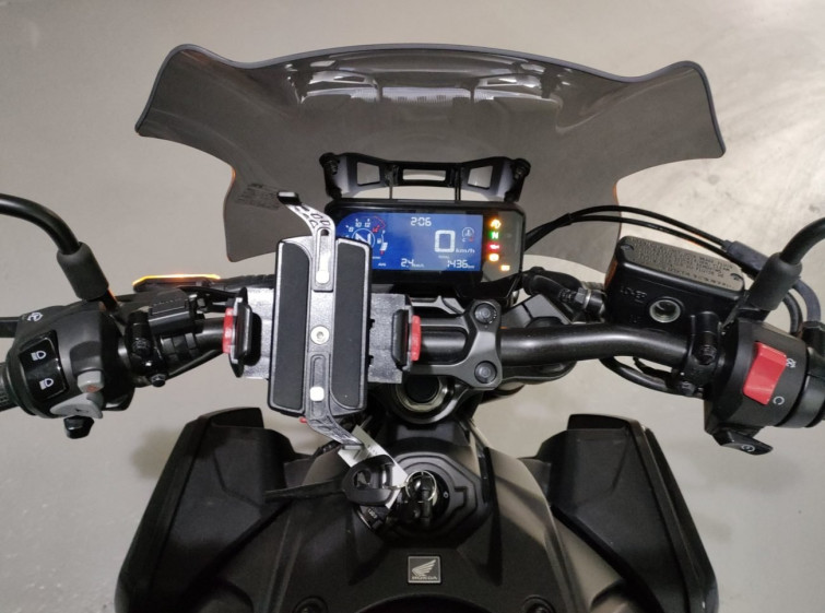 Мотоцикл Honda CB650R з пробігом 1435 km