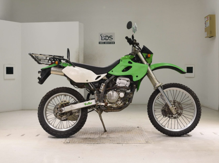 Мотоцикл Kawasaki KLX250 з пробігом 16844 km