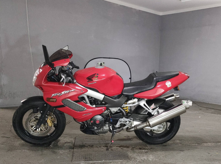 Мотоцикл Honda VTR1000F з пробігом 32875 km