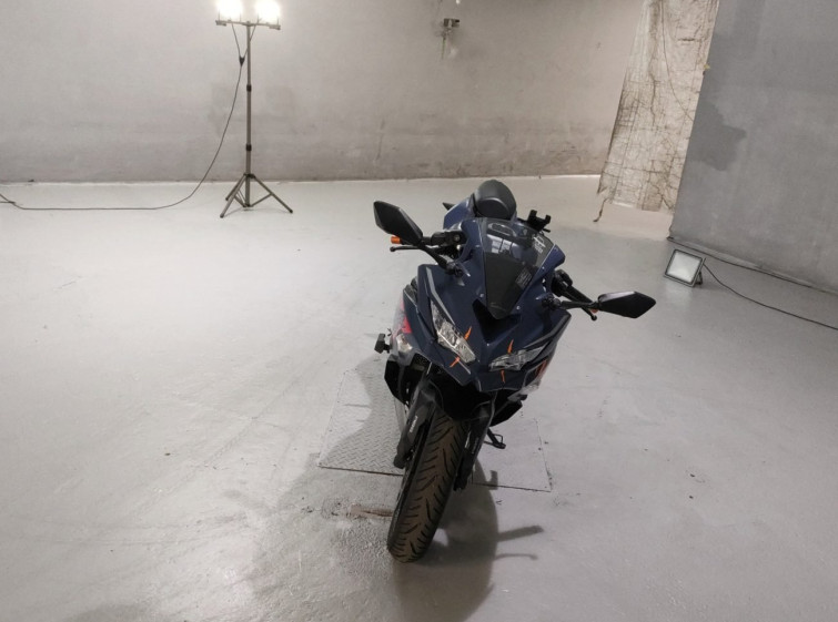 Мотоцикл Kawasaki NINJA ZX-25R с пробегом 15868 km