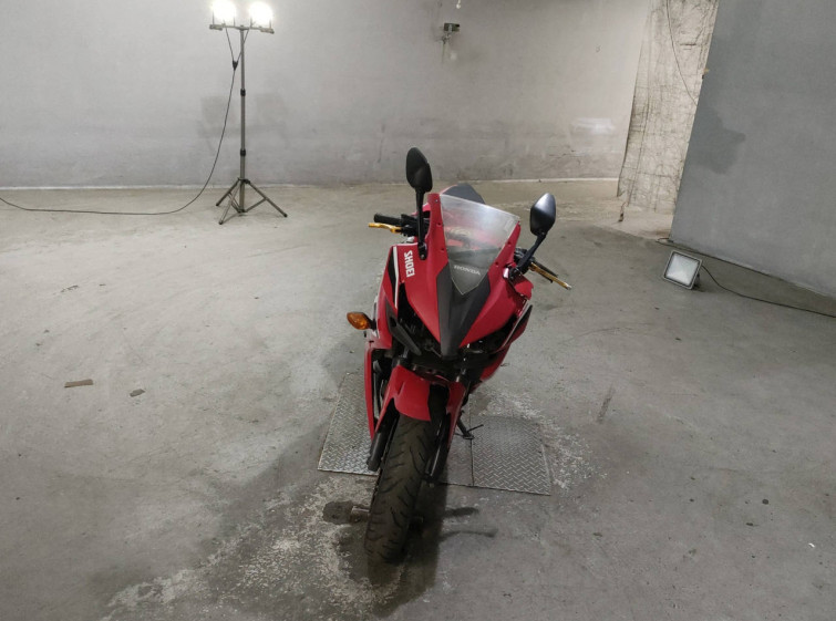 Мотоцикл Honda CBR400R з пробігом 41544 km