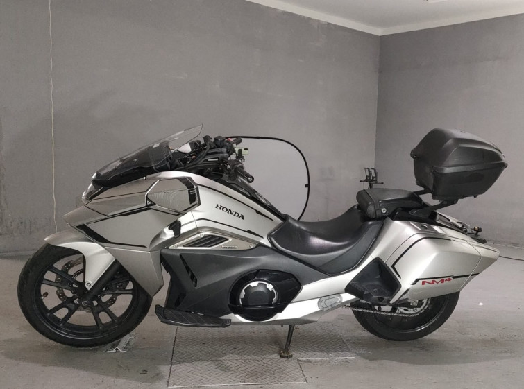 Мотоцикл Honda NM4-02 VULTUS з пробігом 49738 km