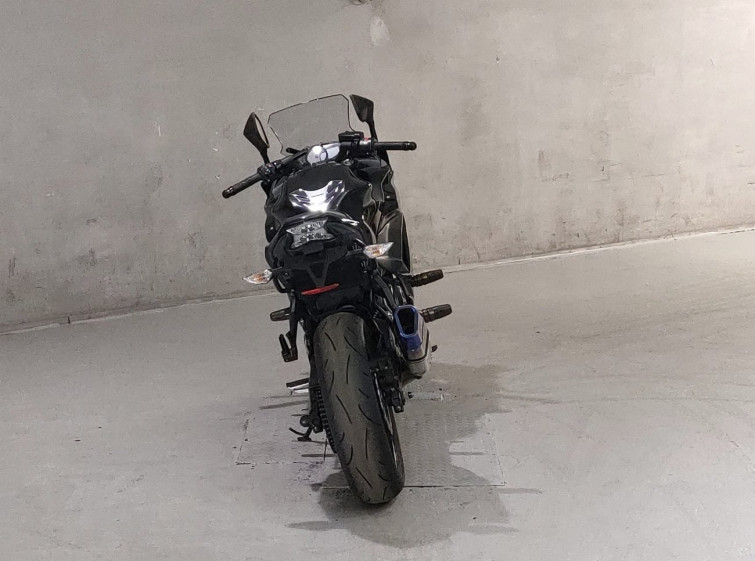 Мотоцикл Kawasaki NINJA650 з пробігом 14784 km